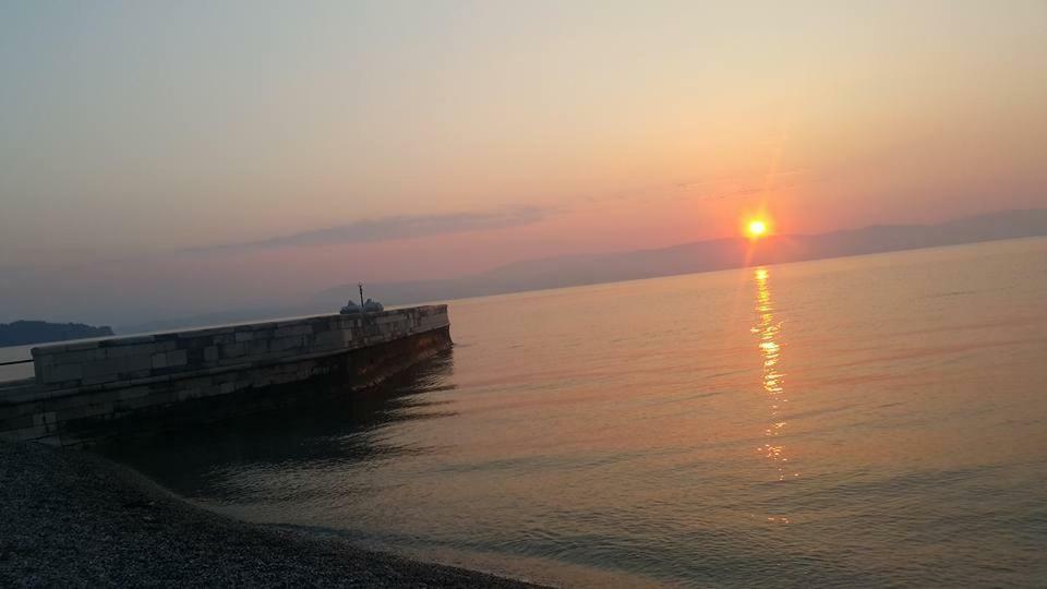 Empress Corfu Apartment Perama  Bagian luar foto